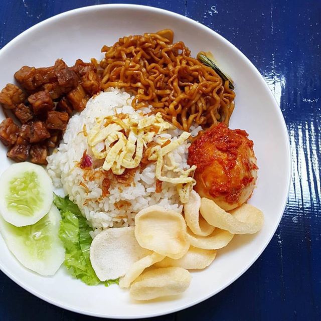 nasi-campur-super-hemat